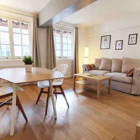 L'hotel De Ville 33m2 - 2pers דירה *